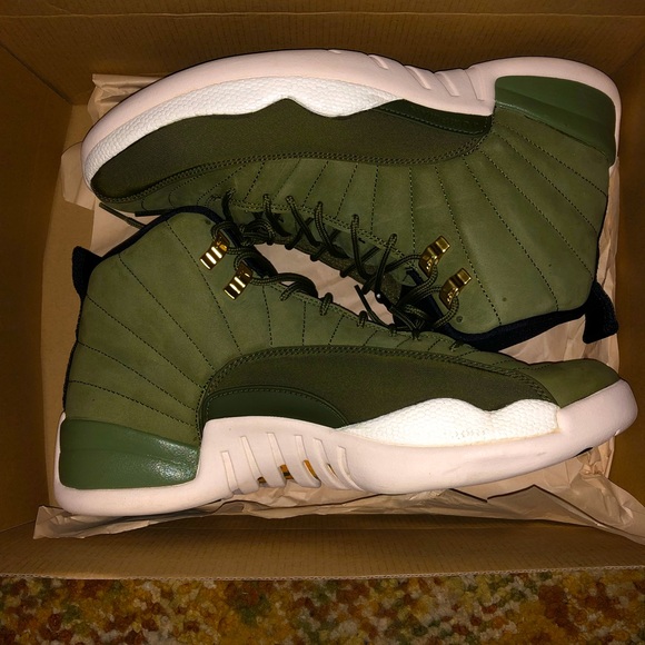 Jordan 12 class of 2003